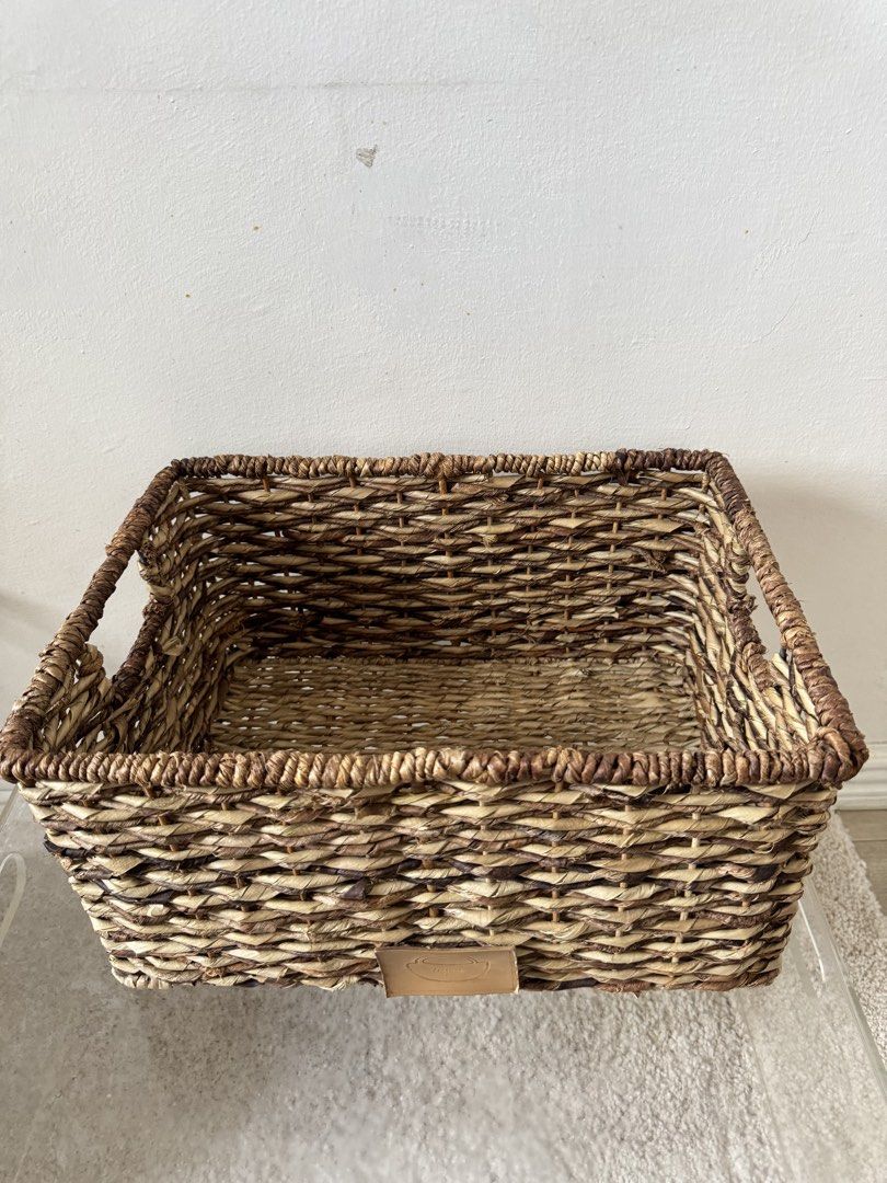 Basket for storage (Category: Storage Boxes & Baskets) located in Paranaque City. Submitted by closetanghelita (Listing ID 1468338814, Image 2). Description: Good for organizing.