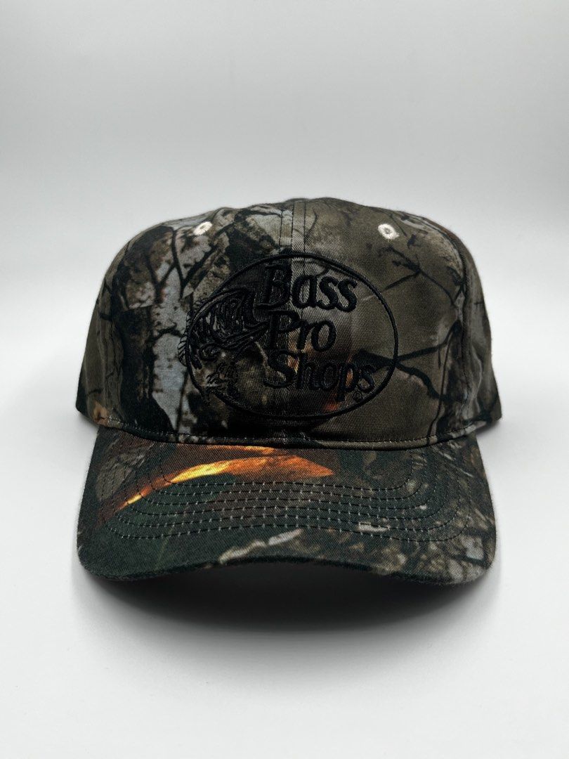 Bass Pro Shops Realtree (Category: Caps & Hats) located in Manila. Submitted by five_gallery (Listing ID 1468499190, Image 1). Description: 100% authentic complete tags.