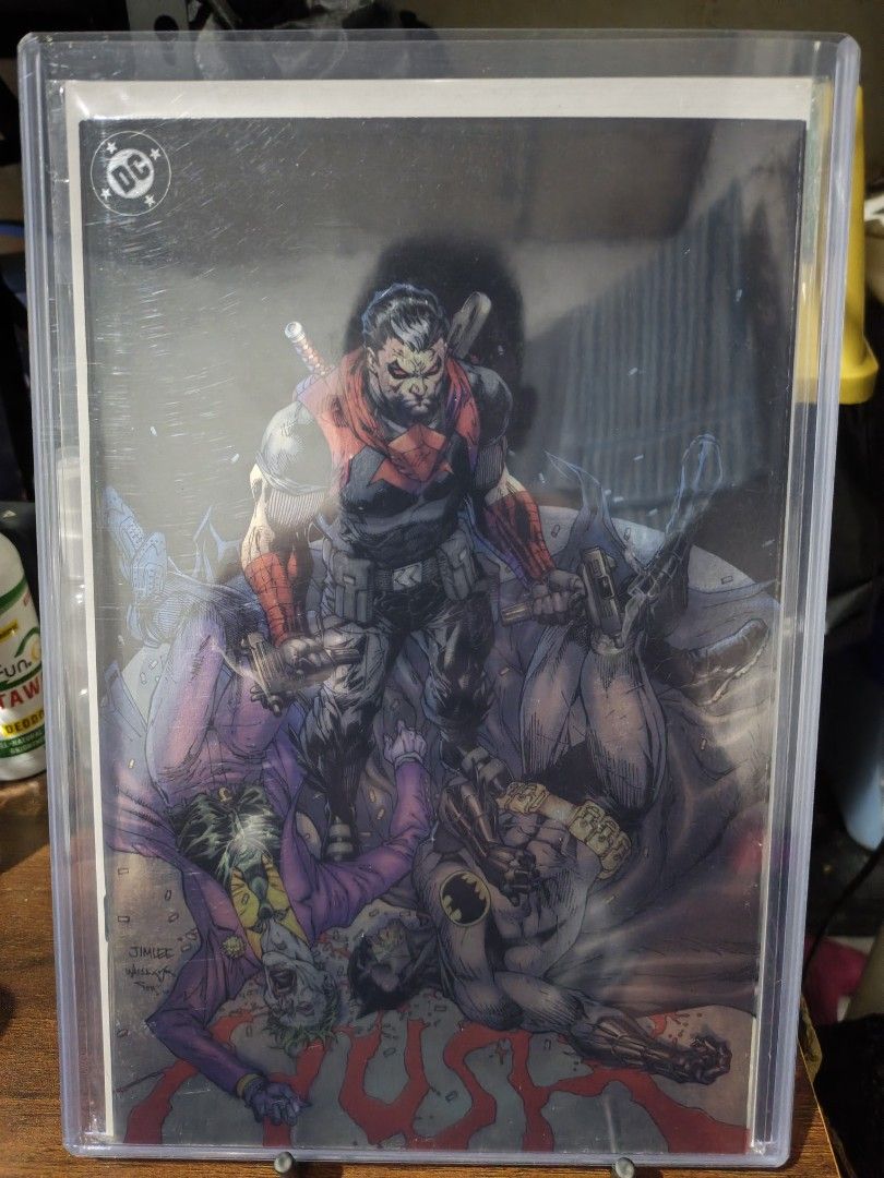 Batman | Joker (Category: Comics & Manga) located in Antipolo. Submitted by makasalanan (Listing ID 1468498121, Image 3). Description: - 500 each / 1k For 3 - Foil Variants - Near Mint Condition - Bags, Boards & Top Loaders are Included.