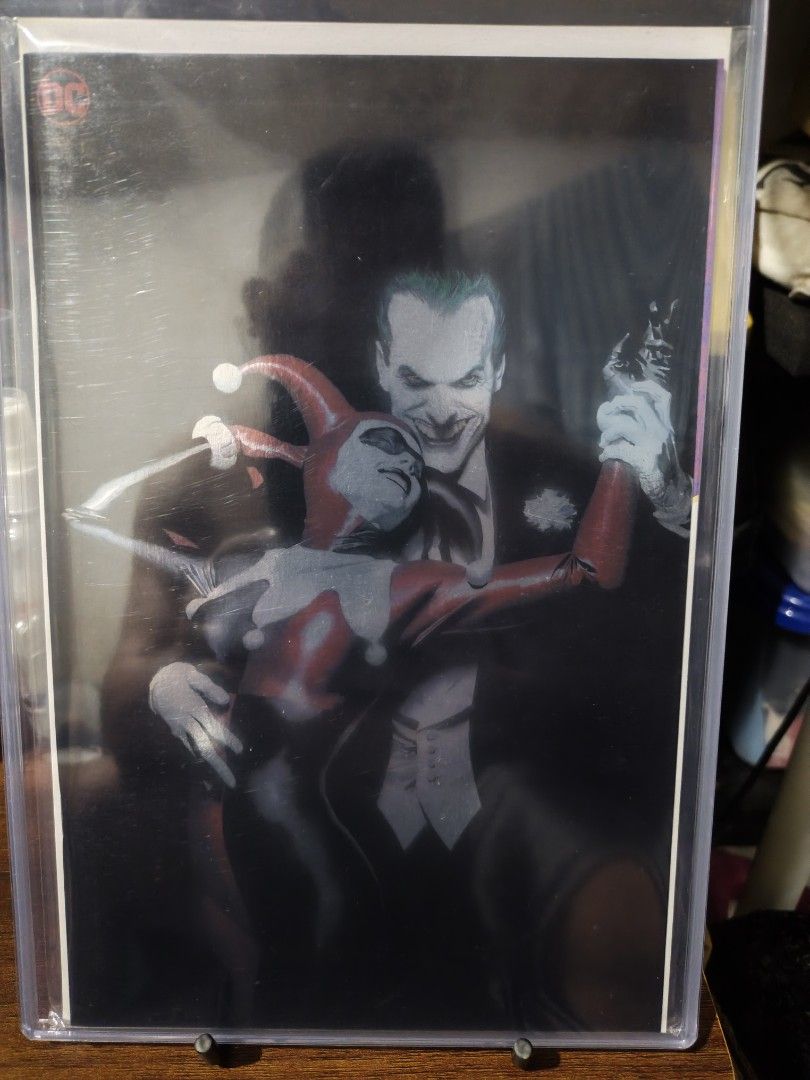 Batman | Joker (Category: Comics & Manga) located in Antipolo. Submitted by makasalanan (Listing ID 1468498121, Image 2). Description: - 500 each / 1k For 3 - Foil Variants - Near Mint Condition - Bags, Boards & Top Loaders are Included.