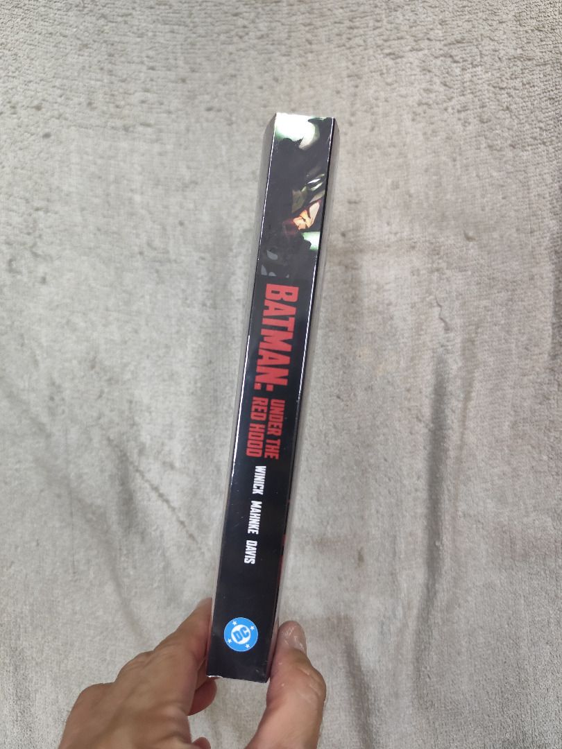 Batman: Under The Red Hood (DC Compact Comics) (Category: Comics & Manga) located in Quezon City. Submitted by carou14854 (Listing ID 1468404186, Image 3). Description: Personal collection. (with plastic jacket) RFS: Destash/Declutter MOP: GCash MOD: LBC, LBC-COP ✅ Buyer shoulders SF Am usually offline. Expect reply within 24 hours. May sms/text for faster transaction. No calls please..