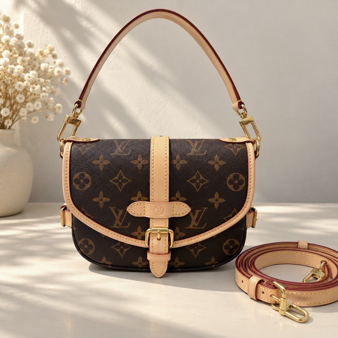 BB Saumur Two Way (Category: Luxury Bags & Wallets) located in Manila. Submitted by minimaison (Listing ID 1468387313, Image 1). Description: 🤍 A Gentle Reminder to Our Valued Buyers Thank you for your interest in our curated pieces! We kindly encourage our buyers to use the “Make Offer” button to submit their preferred price before requesting additional photos, videos, or detailed information. Our offer button is open for reasonable negotiation