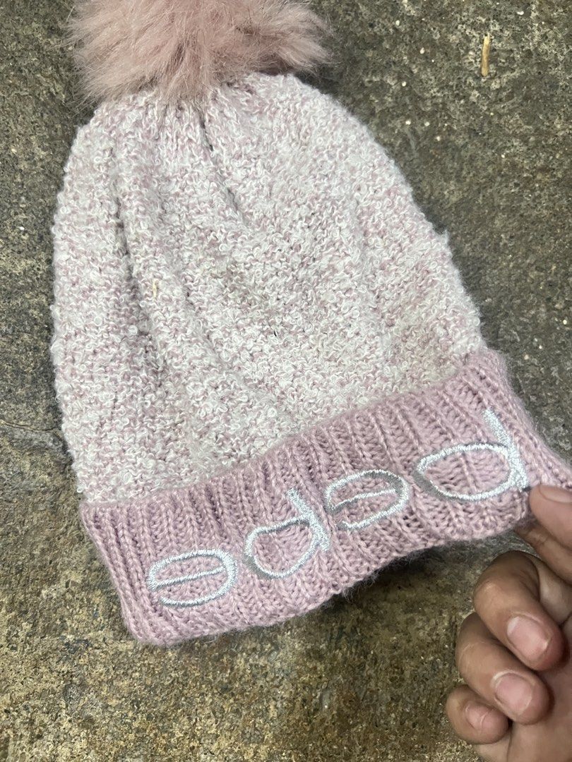 BEBE Beanis (Category: Hats & Beanies) located in General Trias. Submitted by luxfinds2019 (Listing ID 1468342461, Image 2). Description: Bebe beanie 399 shipped No issue Loc laguna Pm.
