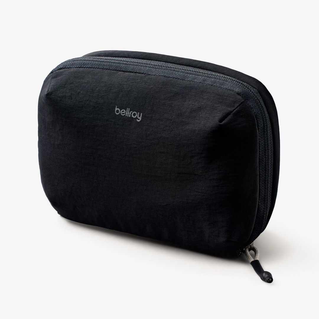 Bellroy Life Tech Kit (Category: Purses & Pouches) located in Mandaluyong City. Submitted by byestuff. (Listing ID 1468391892, Image 1). Description: Brand new Original price 3190.