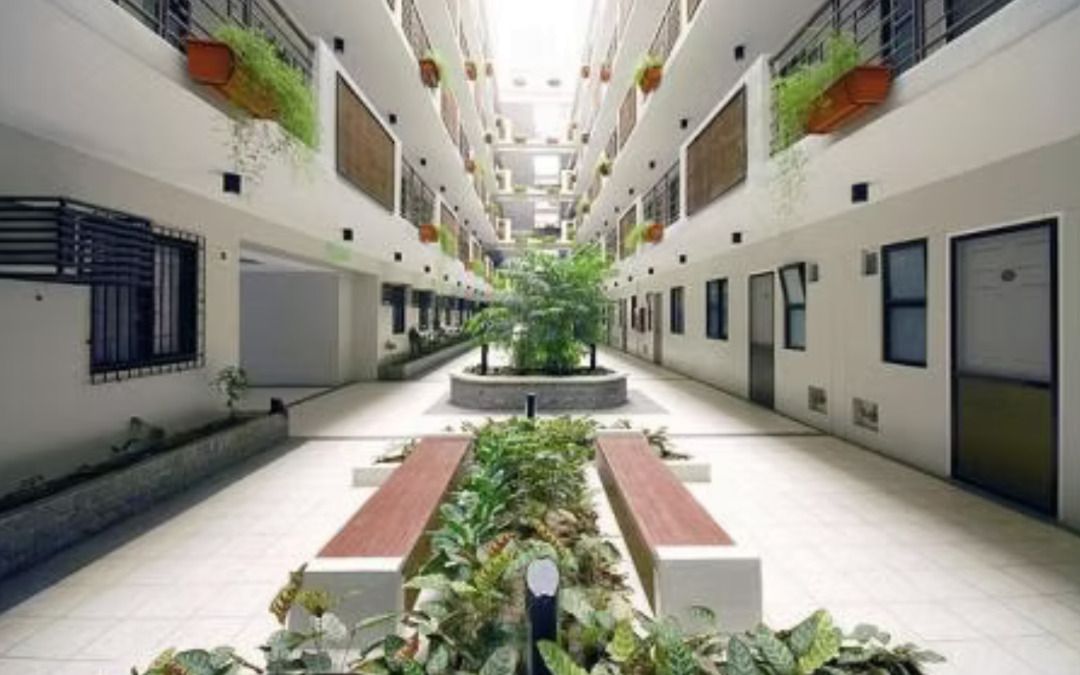 BELOW DEVELOPER PRICE: 2BR End Unit (62sqm) + Parking at Mayfield Park (Category: Apartments & Condos) located in Pasig City. Submitted by hamlet33 (Listing ID 1468285291, Image 3). Description: BEST VALUE 2BR END UNIT + PARKING AT MAYFIELD PARK RESIDENCES Priced significantly BELOW current developer rates! Direct from the owner. This is a rare opportunity to own one of the largest 2-bedroom cuts in the development, with a dedicated parking slot 