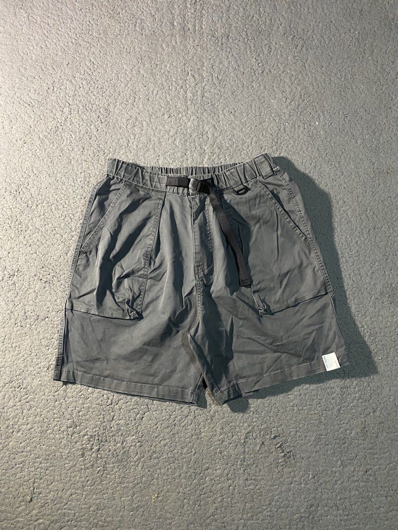 BELTED SHORT (Category: Shorts) located in Tandag. Submitted by vncntmrcllns (Listing ID 1468320732, Image 1). Description: BELTED SHORT BY (BROSHOOD) Width: 30-34 Length: 19 -Excellent Condition -Already wash -Color rate 10/10 All details are visible in the picture Please check each photo.