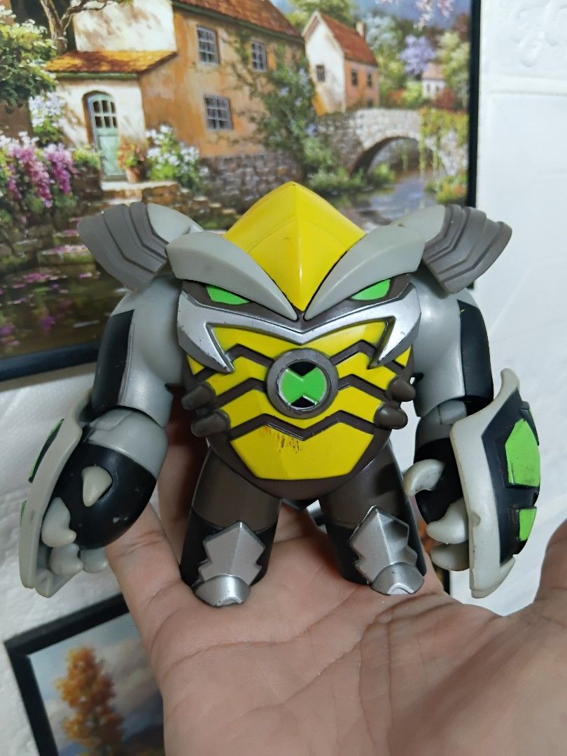 Ben10 Omnikix Cannonbolt Armor (Category: Figurines & Statues) located in Quezon City. Submitted by coffeeyuki56158 (Listing ID 1468315166, Image 1). Description: Ben 10 Omni Kix Cannonbolt Armor authentic playmates toys brand , have some fades sa bandang shield part left and right hands expect from a 2nd hand toys , good posable pa mga arms good for those ito pa yung kulang nyo sa collection nyo ng ben 10 toys qc areas meet ups.
