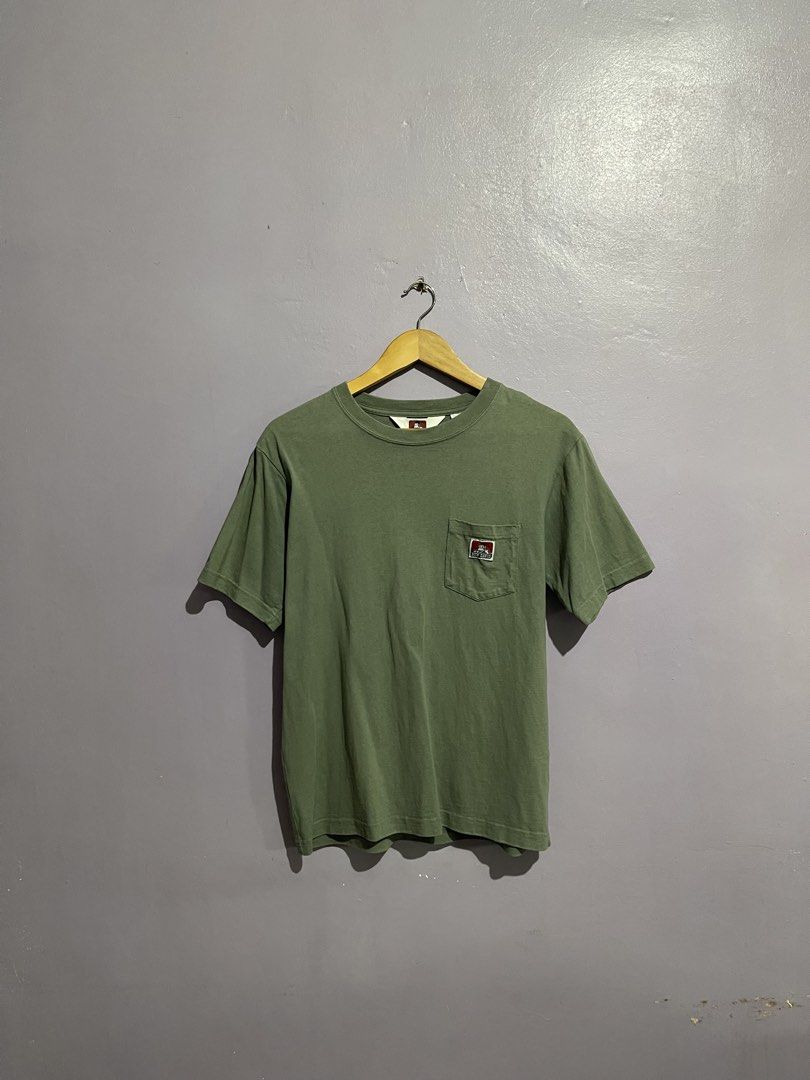 Ben Davis Pocket Tee Minimalist Logo (Category: Tshirts & Polo Shirts ) located in Angeles City. Submitted by andreiboughts (Listing ID 1468414518, Image 1). Description: Length: 26 Width: 18 Condition: 9.7/10 Color rate: 9.7/10 Issue (s): None Complete Tags ✅ Medium on tag Made in China.