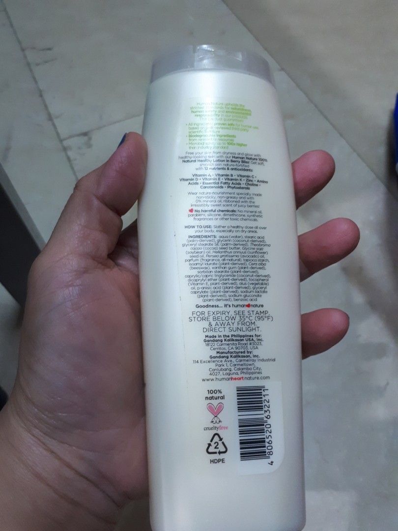 Berry bliss lotion (Category: Body Care) located in Quezon City. Submitted by secretluxuryshop (Listing ID 1468290227, Image 2). Description: .