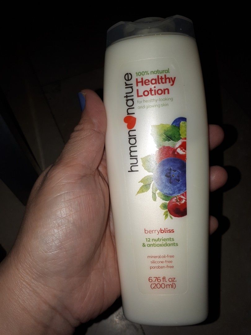 Berry bliss lotion (Category: Body Care) located in Quezon City. Submitted by secretluxuryshop (Listing ID 1468290227, Image 1). Description: .