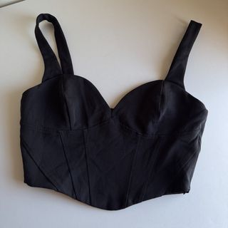 (Category: ) located in . Submitted by ceyllective (Listing ID 1468369013, Image 1). Description: .