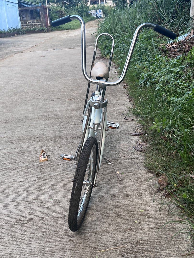 bicycle: easy rider schwinn type with springer fork, (Category: Bicycles) located in Antipolo. Submitted by boomerandtabby (Listing ID 1467277152, Image 3). Description: for sale: a Schwinn type Easy Rider bicycle springer fork suspension! banana seat hi rise bar hi rise monkey handlebar back pedal brake system single speed i cant identify it. no brand no decals beautiful ride 6500 cainta.