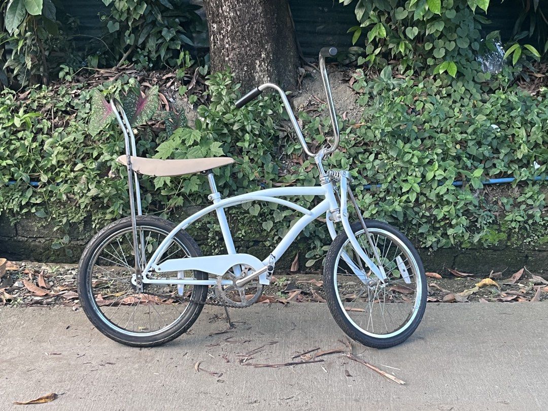 bicycle: easy rider schwinn type with springer fork, (Category: Bicycles) located in Antipolo. Submitted by boomerandtabby (Listing ID 1467277152, Image 1). Description: for sale: a Schwinn type Easy Rider bicycle springer fork suspension! banana seat hi rise bar hi rise monkey handlebar back pedal brake system single speed i cant identify it. no brand no decals beautiful ride 6500 cainta.