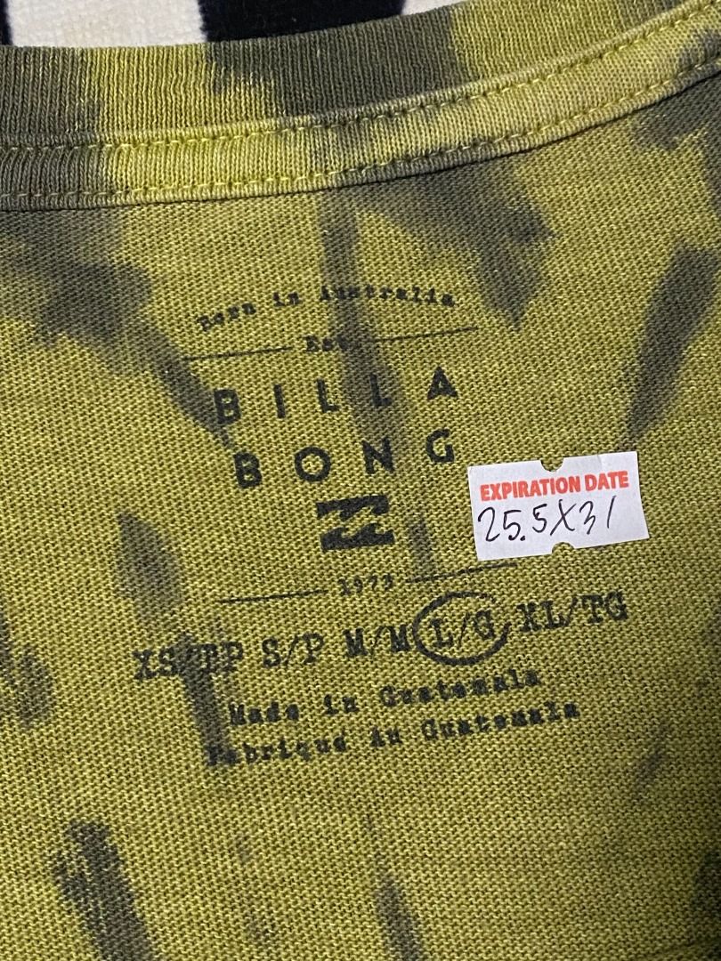 Billabong tie dye shirt (Category: Tshirts & Polo Shirts ) located in Las Pinas. Submitted by all_details_posted (Listing ID 1468431291, Image 2). Description: no issue.