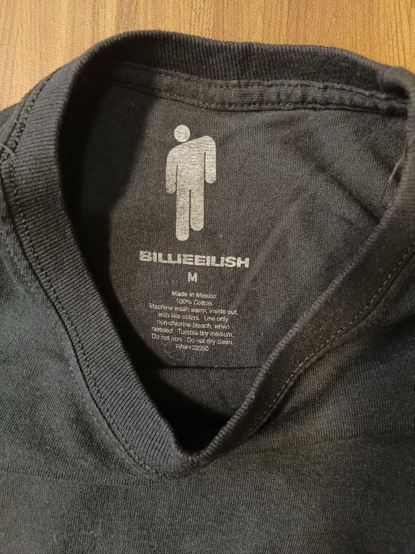 Billie Eilish (Category: Activewear) located in Cavite. Submitted by south.loot (Listing ID 1468337419, Image 2). Description: Billie Eilish Longsleeve Size Medium Length 27 Width 20 Color rate 9/10 Excellent condition.