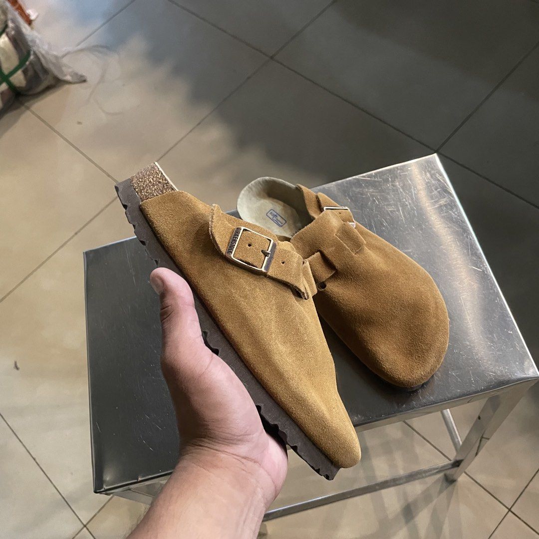 Birkenstock boston clogs (Category: Slippers and slides) located in Iloilo. Submitted by nextwearco_ilo (Listing ID 1468334603, Image 3). Description: Birkenstock boston clogs Like new 39 womens 3k.
