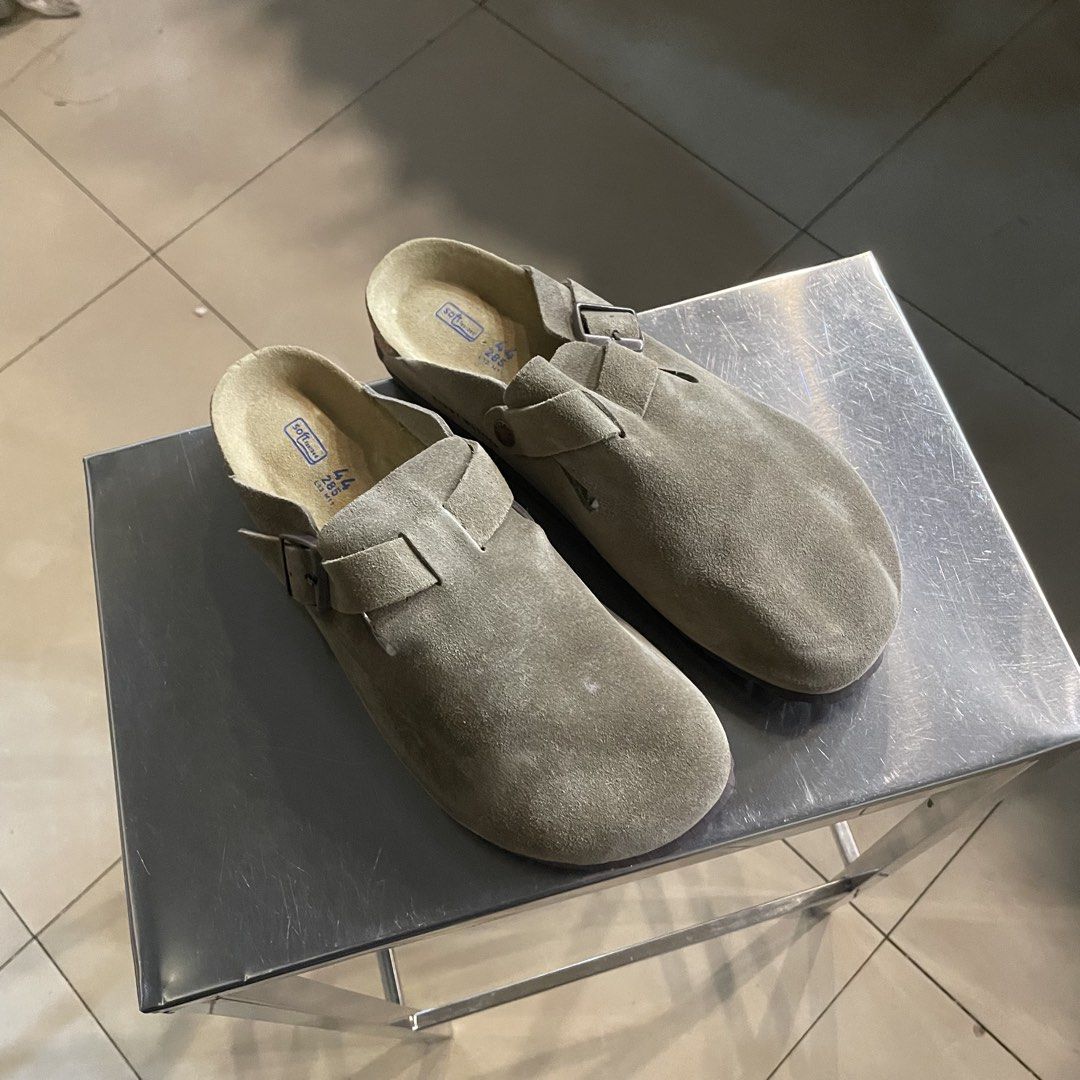 Birkenstock boston clogs (Category: Slippers & Slides) located in Iloilo. Submitted by nextwearco_ilo (Listing ID 1468334868, Image 2). Description: Birkenstock boston clogs Like new 44 eur / 10 -11 mens 3.3k.