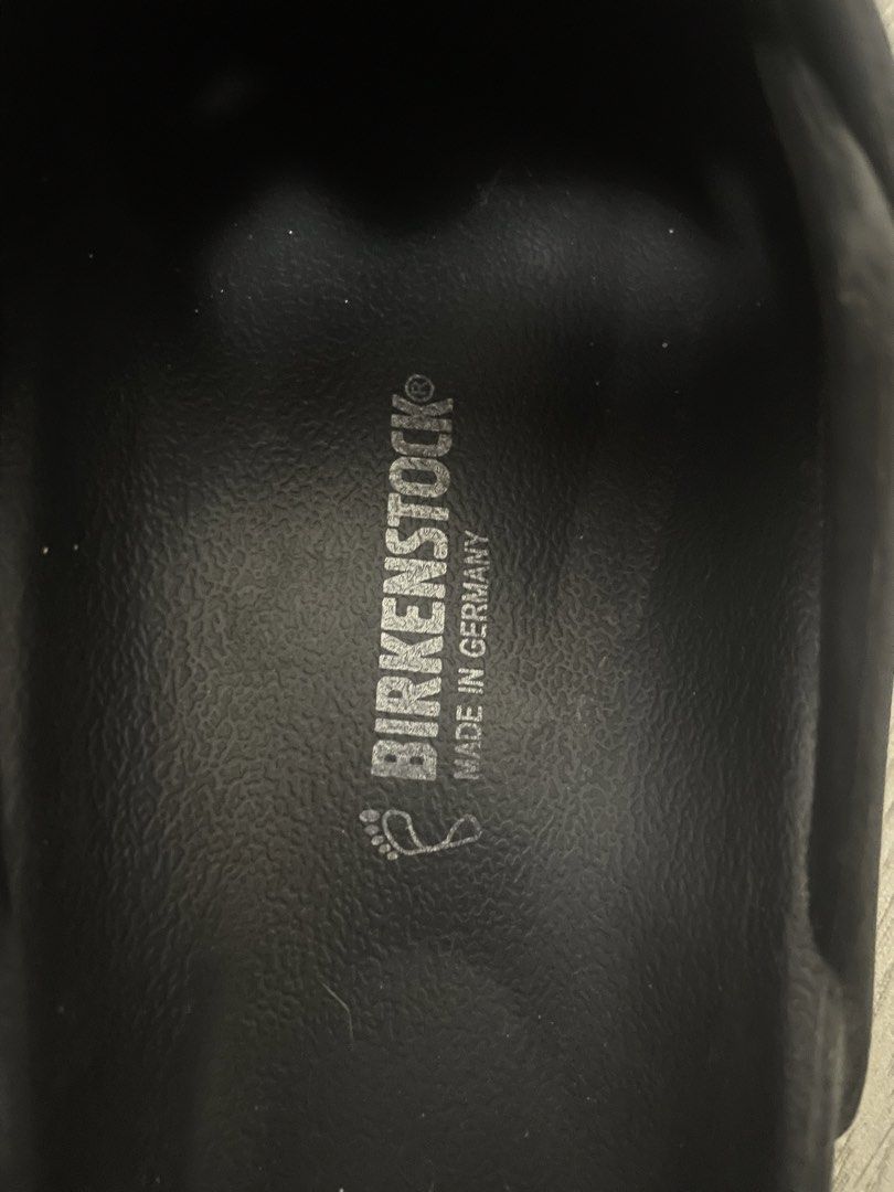 Birkenstock Boston EVA Black Clogs (Category: Slippers & Slides) located in Angeles City. Submitted by lukemafinds (Listing ID 1468427724, Image 3). Description: - Brand: Birkenstock Boston EVA - Color: Black - Material: Waterproof, lightweight rubber - Origin: Made in Germany - Condition: Minimal wear on footbed lettering - Best for: Daily casual wear, gardening, and quick errands - Style: Easy slip-on and washable -size 11 fits 10.5 -799 only -