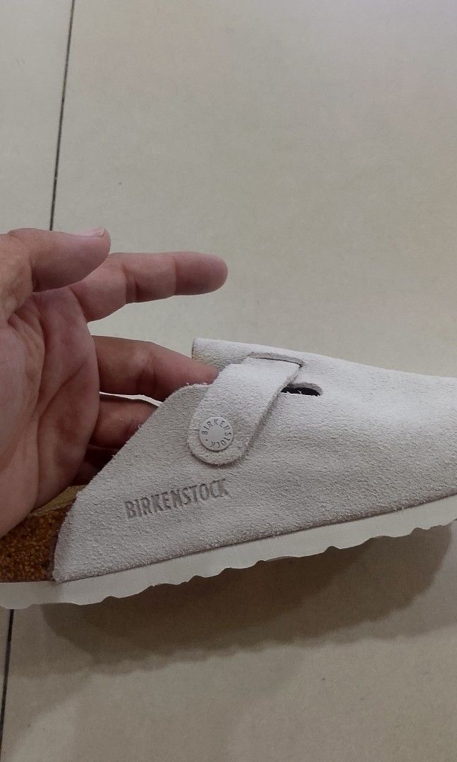 BIRKENSTOCK CLOGS SUEDE (Category: Slippers and slides) located in Iloilo. Submitted by skerittt (Listing ID 1468433154, Image 3). Description: BIRKENSTOCK CLOGS SUEDE SIZE 37 NO FLAWS.