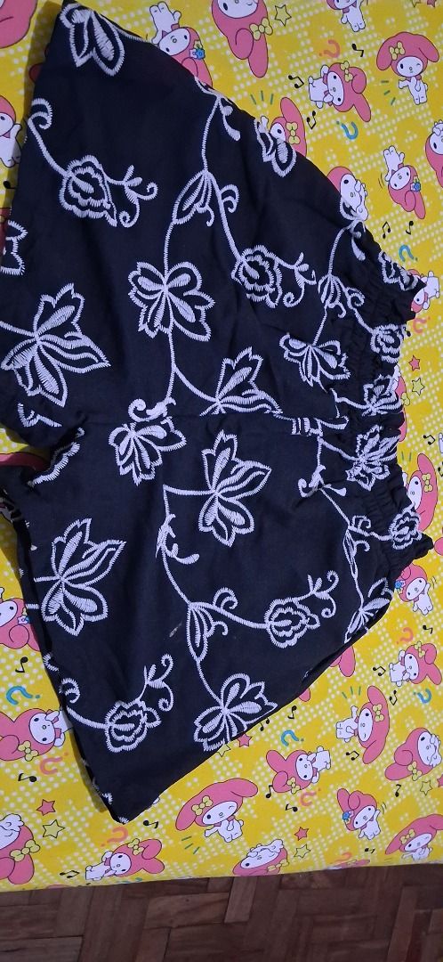 Black and White Floral Print Two Piece Set (Category: Sets or Coordinates) located in Manila. Submitted by katkween23 (Listing ID 1468320538, Image 3). Description: - Style: Matching crop top and shorts set - Design: Black fabric with white embroidered floral pattern - Top: Short puff sleeves - Bottoms: Comfortable elastic waistband - Condition: Brand new with tags (BNWT), never worn.