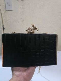 (Category: ) located in . Submitted by venus23 (Listing ID 1468428050, Image 1). Description: .
