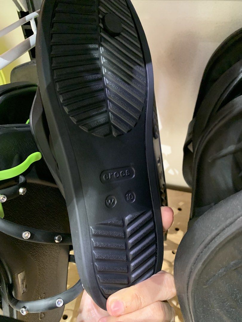 Black Miami Toe Loop Studded Sandals (Category: Slippers and slides) located in Marikina City. Submitted by ilas.ph (Listing ID 1468390222, Image 3). Description: Brandnew Original crocs Priceyy talaga pag studded kahit sa US Same day delivery Sizes 6,7,8,9,10 3,600 .