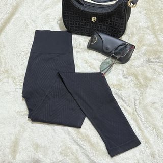 (Category: ) located in . Submitted by bellita_05 (Listing ID 1468459144, Image 1). Description: .