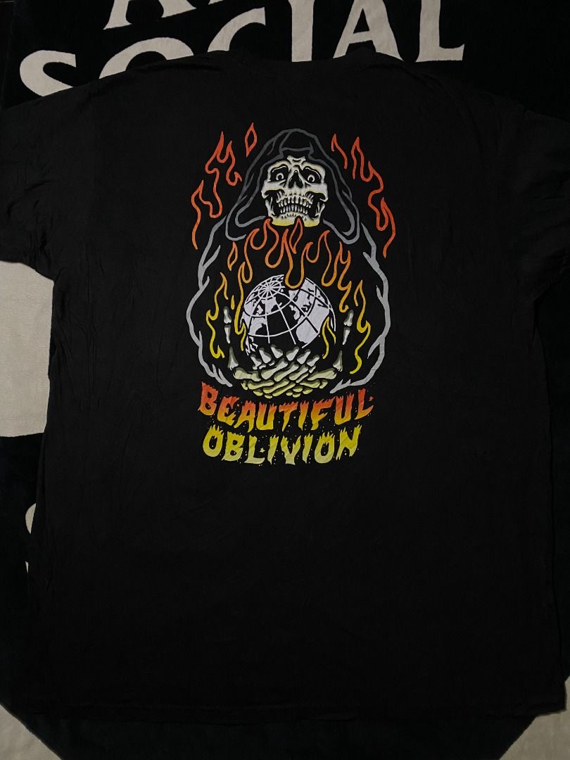 Black plague shirt (Category: Tshirts & Polo Shirts ) located in Las Pinas. Submitted by all_details_posted (Listing ID 1468435582, Image 1). Description: no issue can pass as new, need soft wash lang.