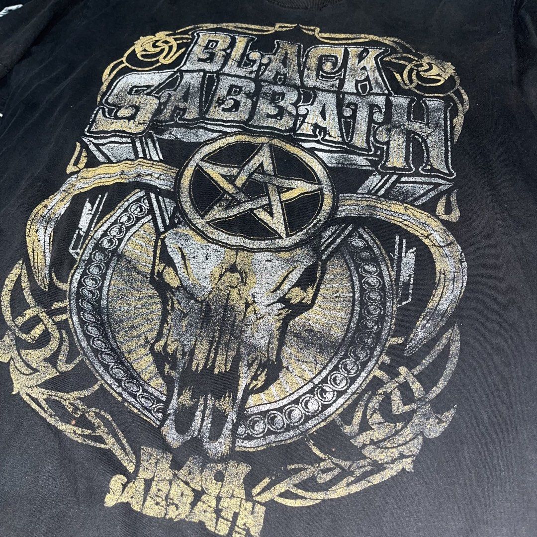Black Sabbath Shirt (Category: Tshirts & Polo Shirts ) located in Malolos. Submitted by xubileo (Listing ID 1468457873, Image 3). Description: BLACK SABBATH “THE ROXX” SHIRT 28x21 (L on tag) DM ME FOR MORE INFO..