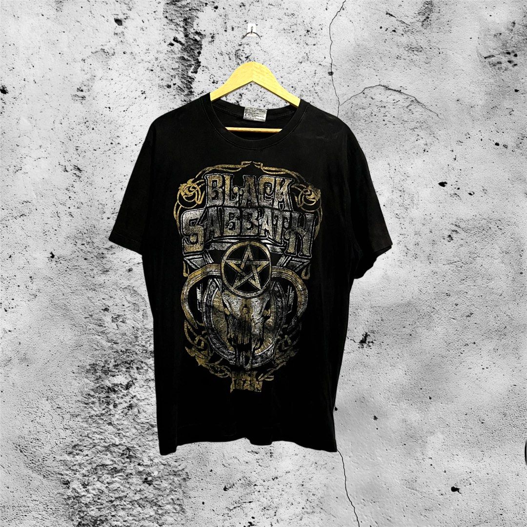 Black Sabbath Shirt (Category: Tshirts & Polo Shirts ) located in Malolos. Submitted by xubileo (Listing ID 1468457873, Image 1). Description: BLACK SABBATH “THE ROXX” SHIRT 28x21 (L on tag) DM ME FOR MORE INFO..