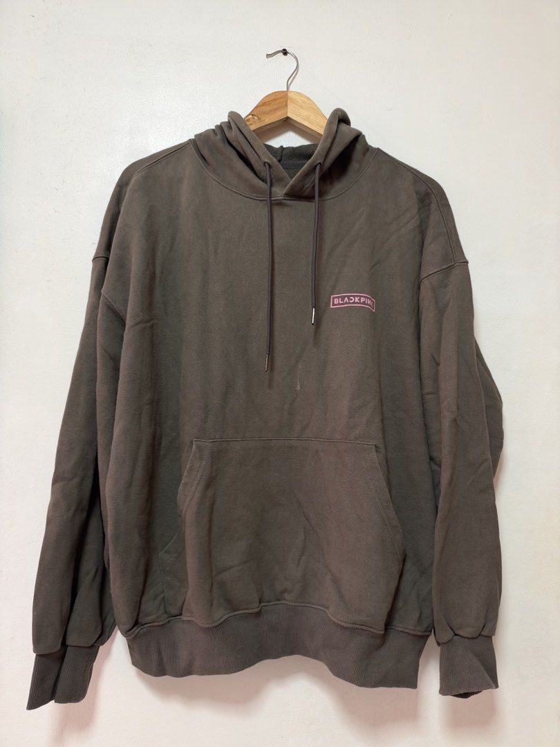 Blackpink born pink hoodie (Category: K-Wave Merchandise) located in Manila. Submitted by oggoodsph (Listing ID 1468308214, Image 1). Description: Large size! YG select.