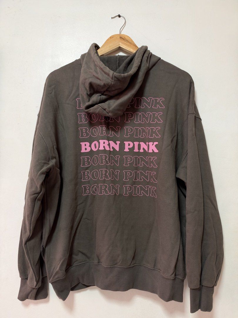 Blackpink born pink hoodie (Category: K-Wave Merchandise) located in Manila. Submitted by oggoodsph (Listing ID 1468308214, Image 2). Description: Large size! YG select.