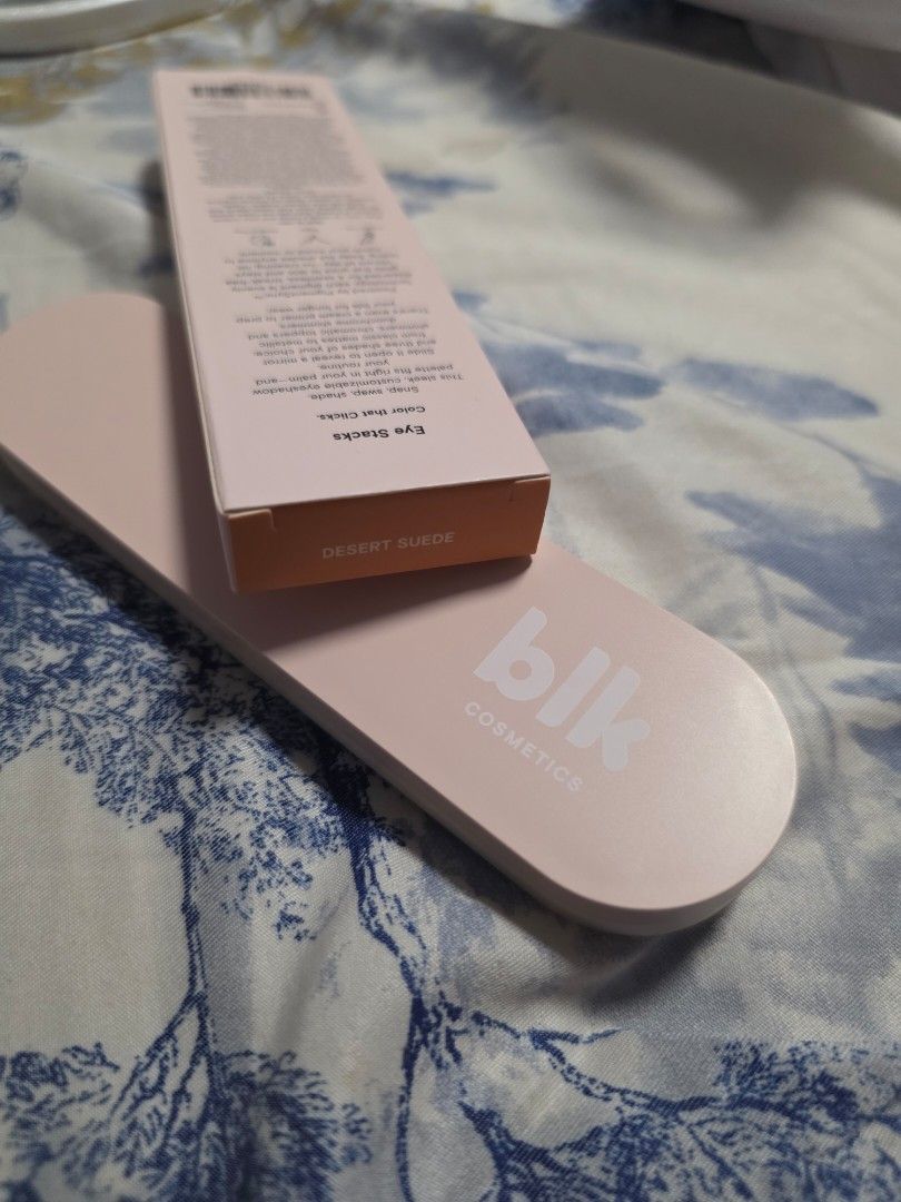 blk cosmetics eye stacks(desert suede) (Category: Makeup) located in Meycauayan. Submitted by ninyaaa (Listing ID 1468355299, Image 2). Description: - Includes box - Only used once to swatch the shade - RFS - wrong shade.