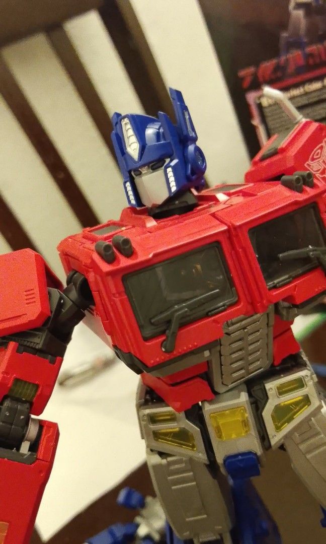 Blokees Transformers Optimus Prime Legend Edition Version EVO (Category: Lego & Building Sets) located in Marikina City. Submitted by arcturus16 (Listing ID 1468485983, Image 2). Description: Selling the newly released Blokees Transformers Optimus Prime Legend Edition Version EVO for only Php 1,300 .. All accessories are complete and in pristine condition .. Includes original box .. Location: Marikina City Meet-Up: Around Marikina City Shipping O