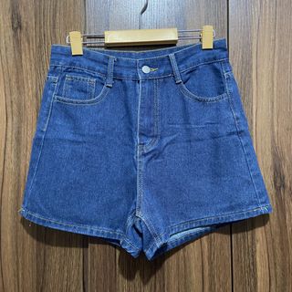 (Category: ) located in . Submitted by jeliie (Listing ID 1468425019, Image 1). Description: .