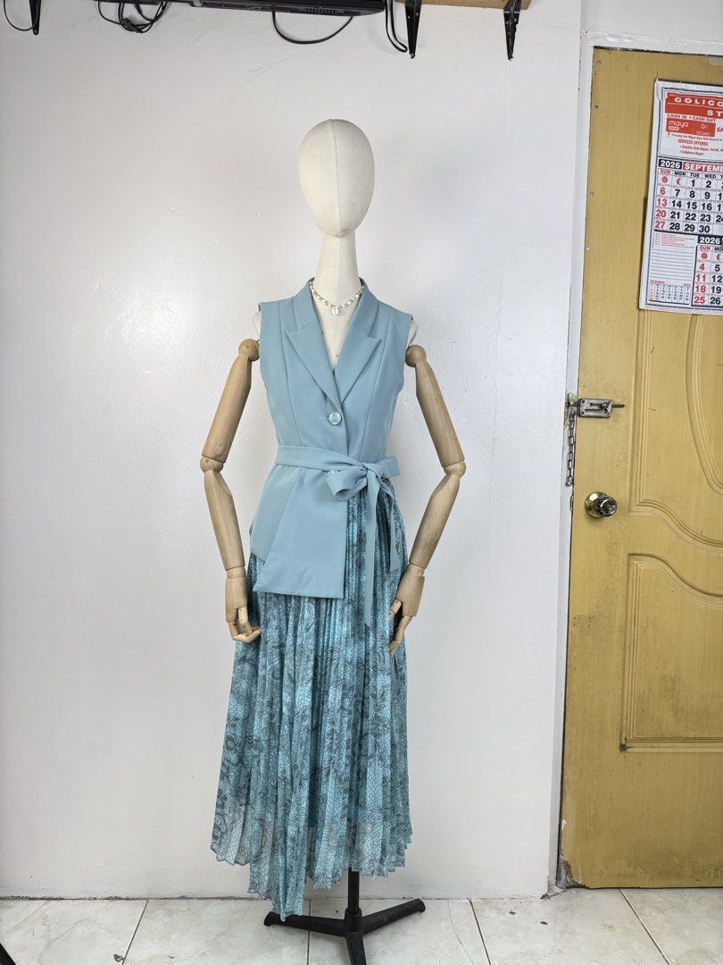 Blue Elegance Belted Maxi Dress (Category: Dresses) located in Pili. Submitted by fabufinds.ph (Listing ID 1468427065, Image 2). Description: .