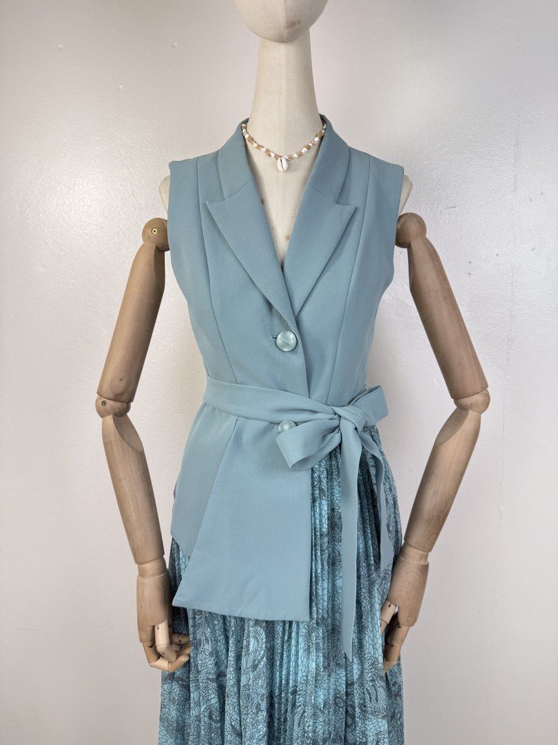 Blue Elegance Belted Maxi Dress (Category: Dresses) located in Pili. Submitted by fabufinds.ph (Listing ID 1468427065, Image 3). Description: .