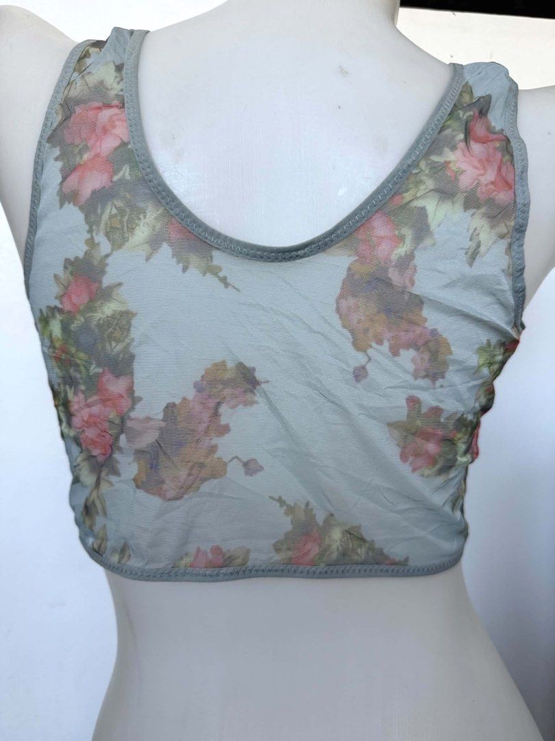 blue flower bra 36bc (Category: Undergarments & Loungewear) located in San Jose. Submitted by 99ners (Listing ID 1468379774, Image 2). Description: .