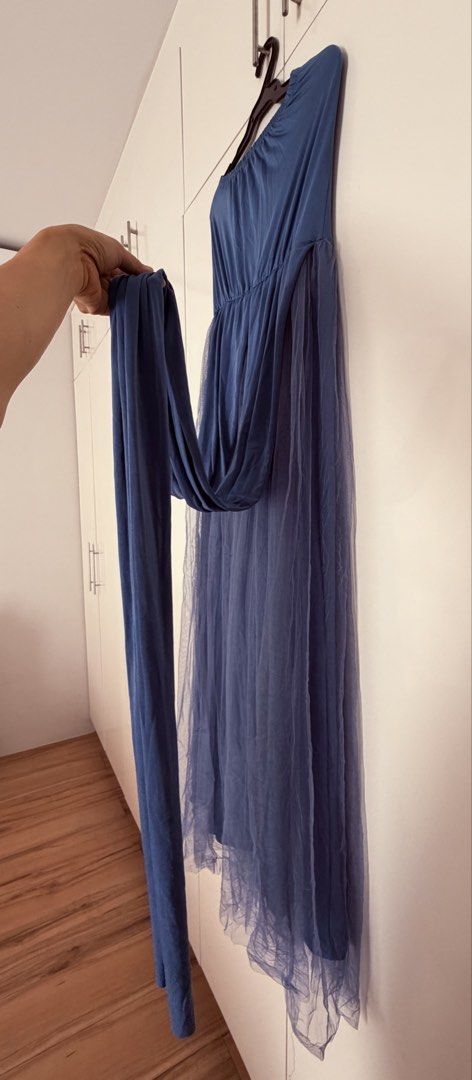 Dusty Blue Infinity Gown (Category: Dresses) located in Las Pinas. Submitted by sabs28 (Listing ID 1468347967, Image 3). Description: Dusty blue infinity gown (2 pcs) Comes with long sashes to style multiple ways. Fits small-large frames..