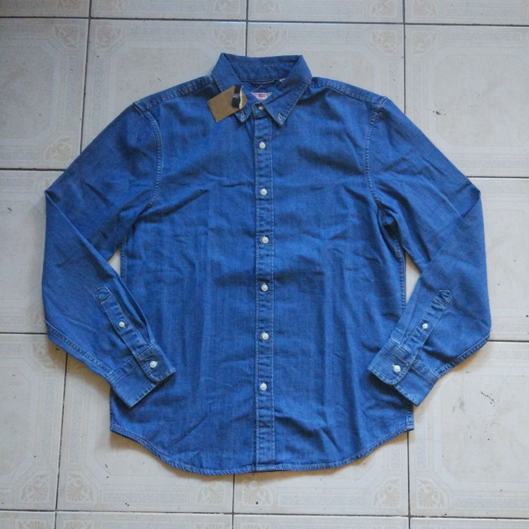 BNew Levis Denim Longsleeve S (Category: Formal Shirts) located in Pasay City. Submitted by denimdude.ph (Listing ID 1468321499, Image 1). Description: .