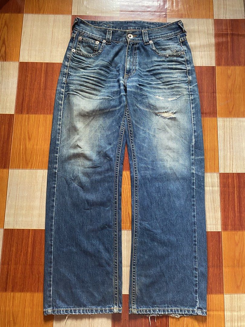 Bootcut Jeans (Category: Jeans) located in General Santos City (Dadiangas). Submitted by versatile__ (Listing ID 1468329532, Image 1). Description: Easy Rider - Buckled Bootcut Loose Jeans waist : 34 inches length : 43 inches thigh : 13 inches hem : 10.5 inches good condition- nine out ten color rate featuring buckle on the back area -heelbites due to heeldrag and minor hole near in hem -need wash! +Shipping Fee.