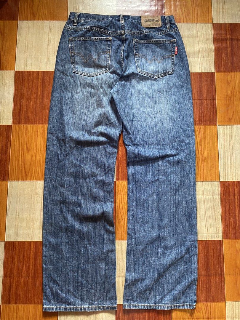 Bootcut Jeans (Category: Jeans) located in General Santos City (Dadiangas). Submitted by versatile__ (Listing ID 1468332301, Image 2). Description: JSW - Loose Bootcut Jeans Waist : 33 inches Length : 43 inches Thigh : 13 inches Hem : 10 inches Excellent Condition - Nine Point Five out of Ten Color Rate featuring -No Flaws! -Need Wash.