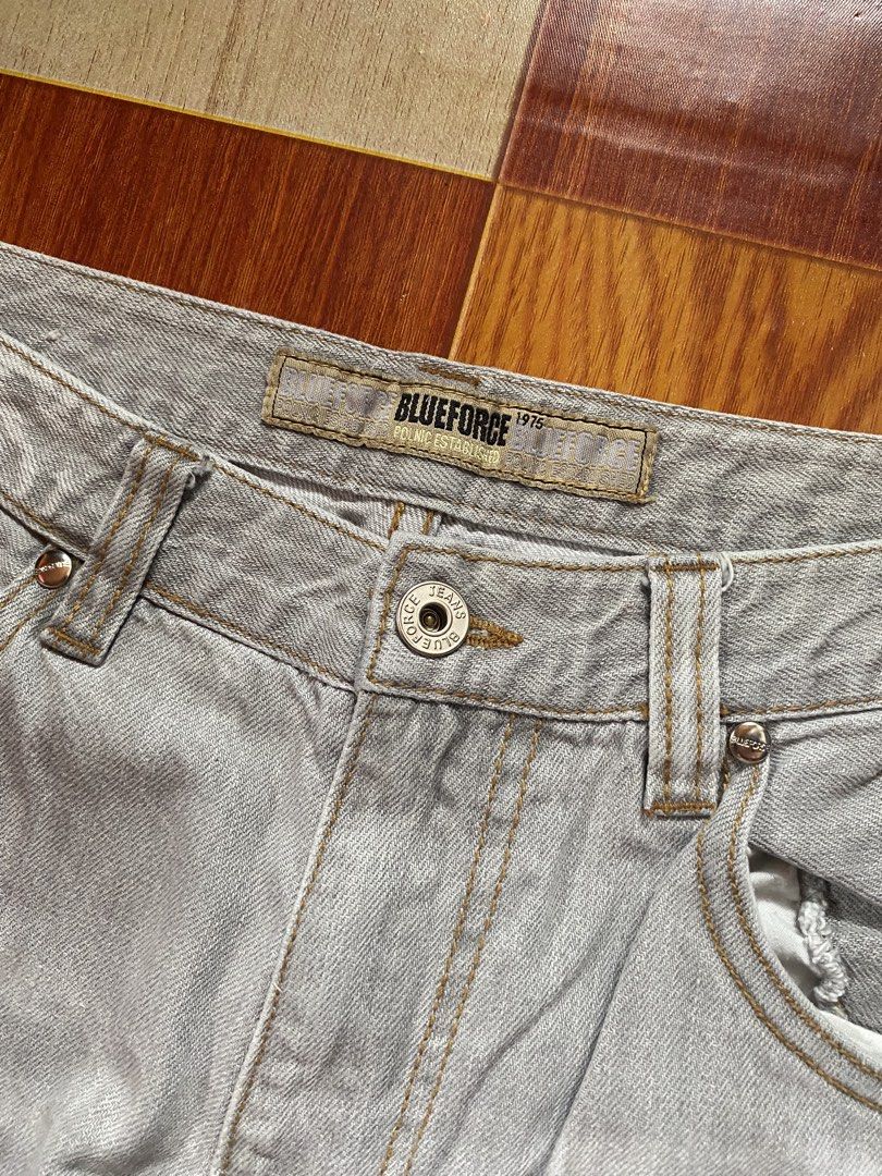Bootcut Jeans (Category: Jeans) located in General Santos City (Dadiangas). Submitted by versatile__ (Listing ID 1468334641, Image 3). Description: Blue Force - Regular Bootcut Jeans Waist : 32 inches Length : 39 inches Thigh : 12 inches Hem : 9 inches Good Condition- Nine out Ten Color Rate -No Flaws! -Need Wash.