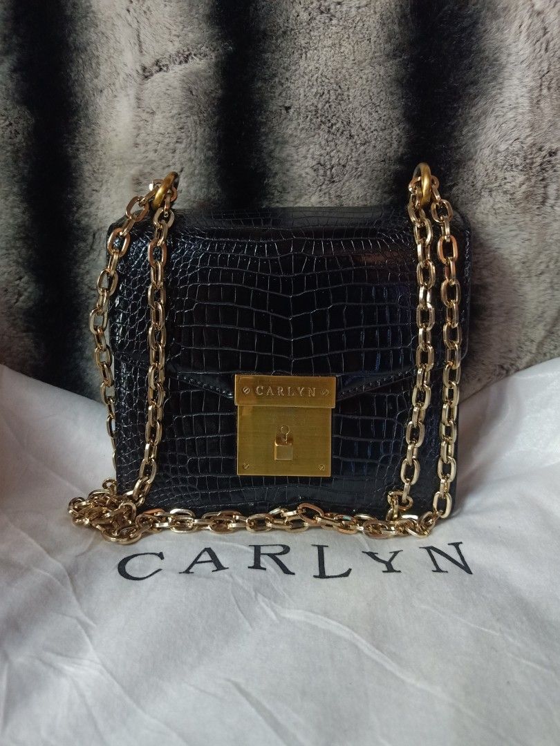 BRANDED BAGS (Category: Shoulder Bags) located in Iloilo. Submitted by ukaynizoee (Listing ID 1468412477, Image 3). Description: pre loved bags in very affordable price.. negotiable ang prices.