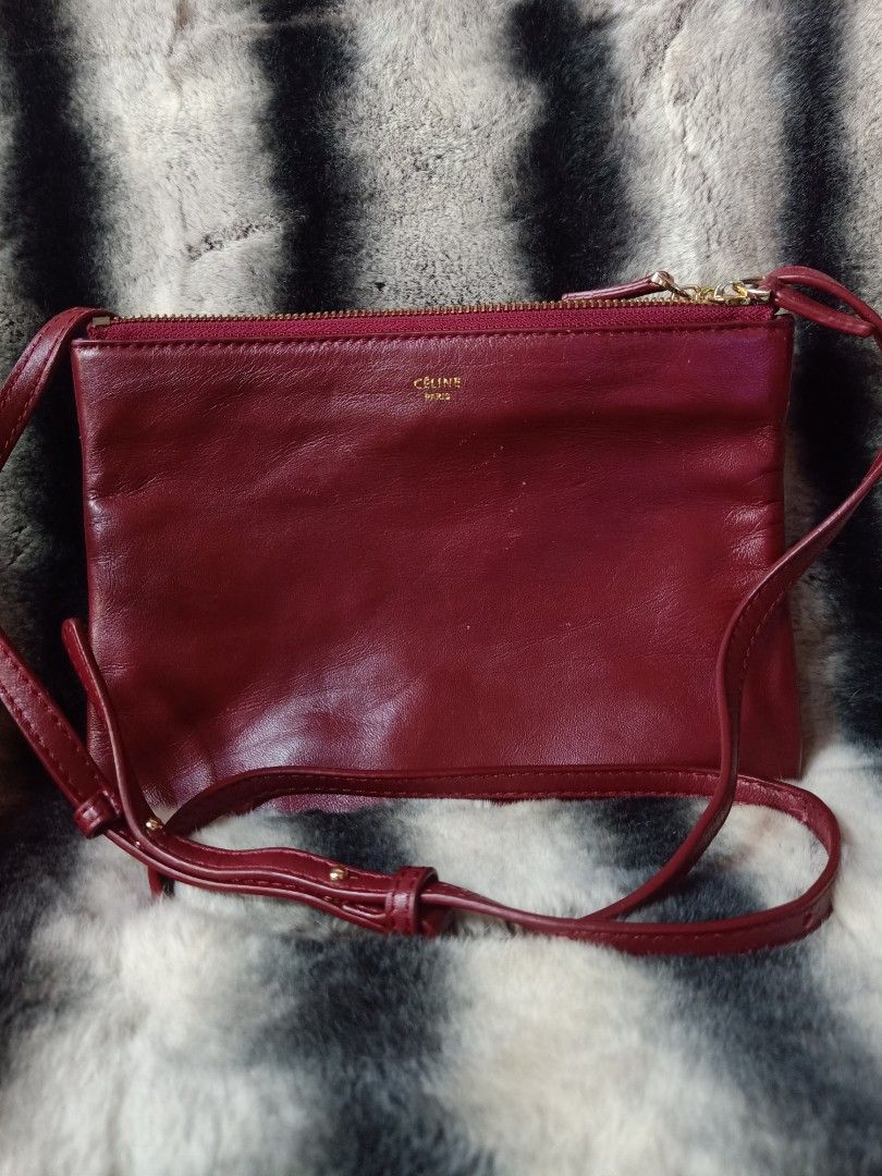 BRANDED BAGS (Category: Shoulder Bags) located in Iloilo. Submitted by ukaynizoee (Listing ID 1468412477, Image 2). Description: pre loved bags in very affordable price.. negotiable ang prices.