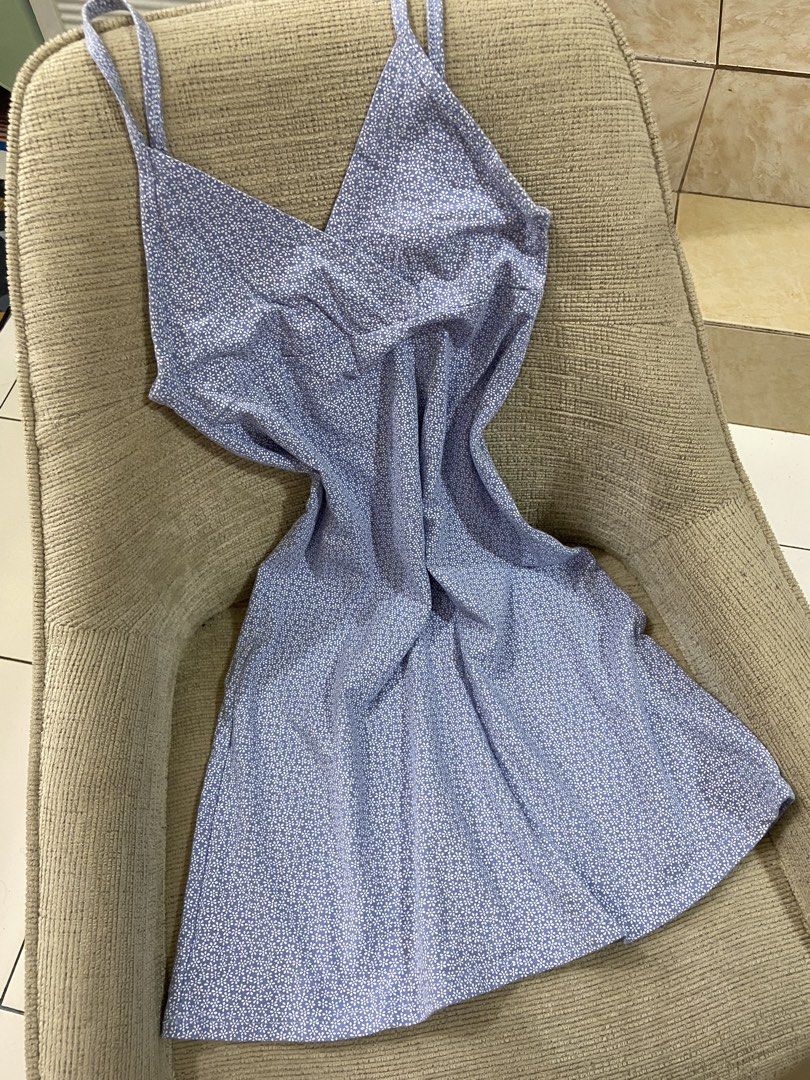 brandy melville mini dress (Category: Dresses) located in Lucena. Submitted by trishteayvette (Listing ID 1468299514, Image 1). Description: super cute and no flaws.