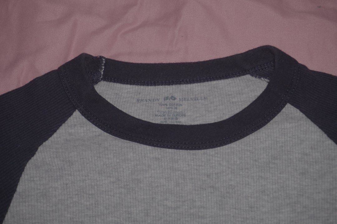 brandy melville raglan top (Category: Shirts) located in Batangas. Submitted by miuparfait (Listing ID 1468410580, Image 2). Description: BRANDY MELVILLE GRAY RAGLAN TSHIRT ₱350 SIZE: EXTRA SMALL (COTTON MATERIAL) BUST: 14” (FLATLAY) LENGTH: 18.5” (FLATLAY) ISSUES: X BATANGAS GOTYME & JNT.