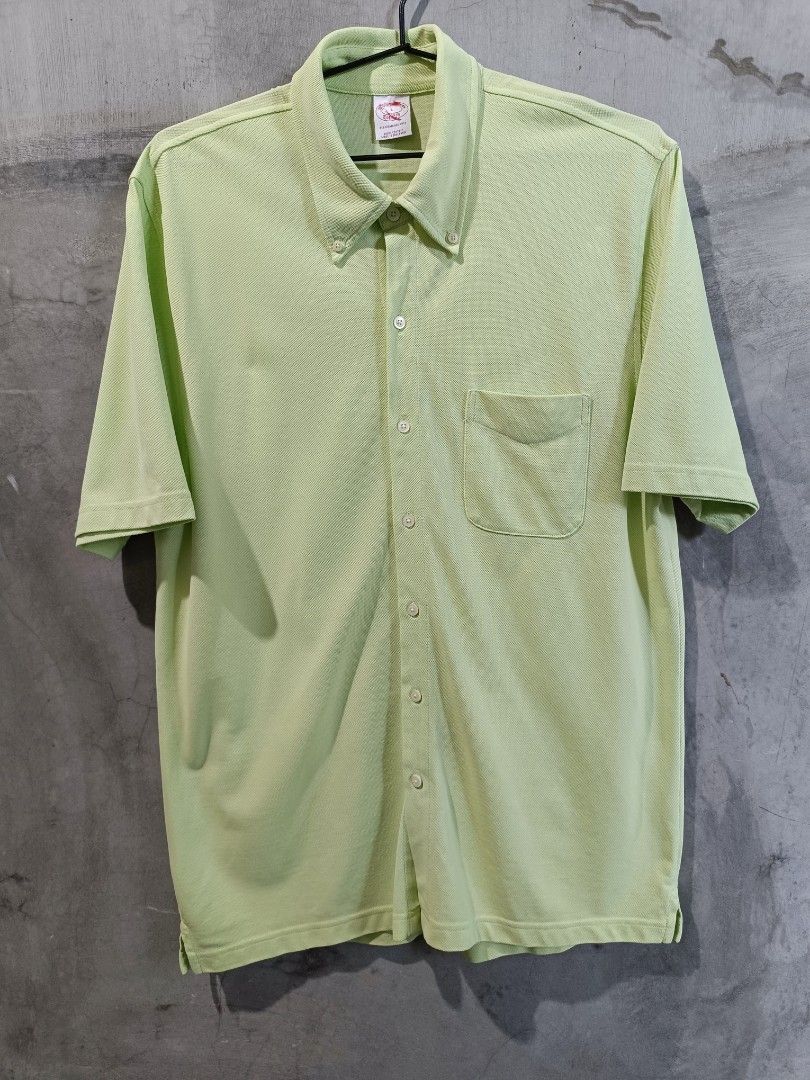 Brooks Brothers Performance Knit Buttoned Short Sleeve (Category: Formal Shirts) located in Bacoor. Submitted by nineties_kid (Listing ID 1468322473, Image 2). Description: <==• Brooks Brothers Performance Knit Buttoned Short Sleeve Size: Large Shoulder width: 20 inches Sleeve length: 12 inches Shirt width: 23 inches Shirt length: 32.5 inches Minor Issues: *Removed wash tag and slashed size tag ________ ▶LBC Cash on Pick-up (C.O.P) Offer nation-w