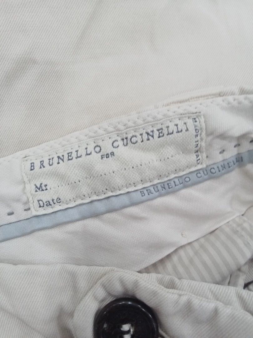 BRUNELLO CUCCINELLI (Category: Trousers) located in Manila. Submitted by fastfox_c38073 (Listing ID 1468369749, Image 3). Description: .
