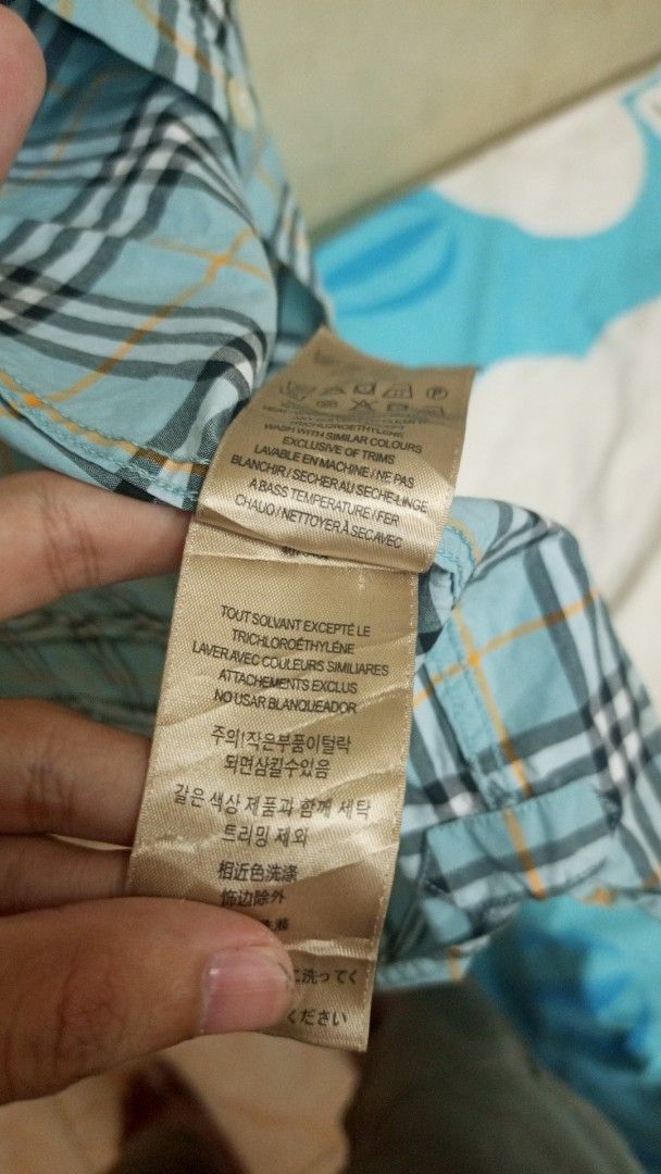 Bubberry polo long sleeve (Category: Activewear) located in Manila. Submitted by rizu09 (Listing ID 1468396505, Image 3). Description: pristine condition pm for more info.